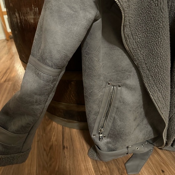 Avec Les Filles grey bomber - Picture 5 of 7